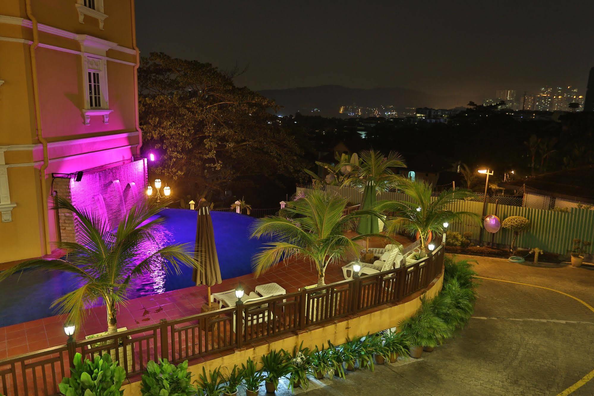 Kapitan Hill @ Cempenai Parc Residences Bukit Damansara Экстерьер фото